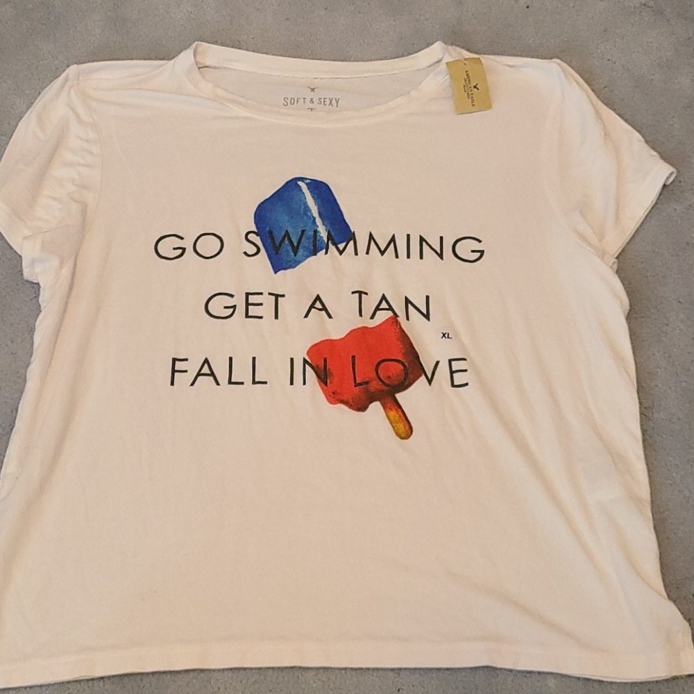 American Eagle sz XL NWT festival crop T